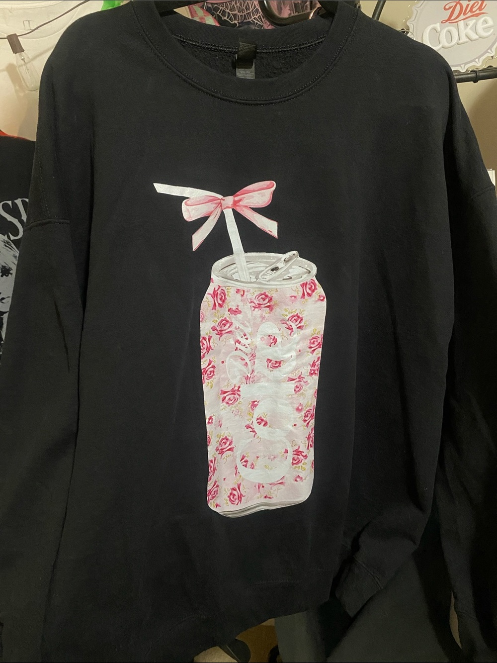 Gildan Graphic Sweatshirt Diet Coke in Black & Pink Size 2XL Like New